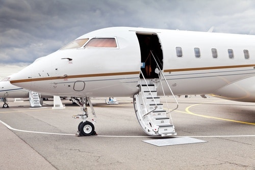 Forget Airline Hassles: Corporate Jets Poised to Soar in Biz Travel Arena