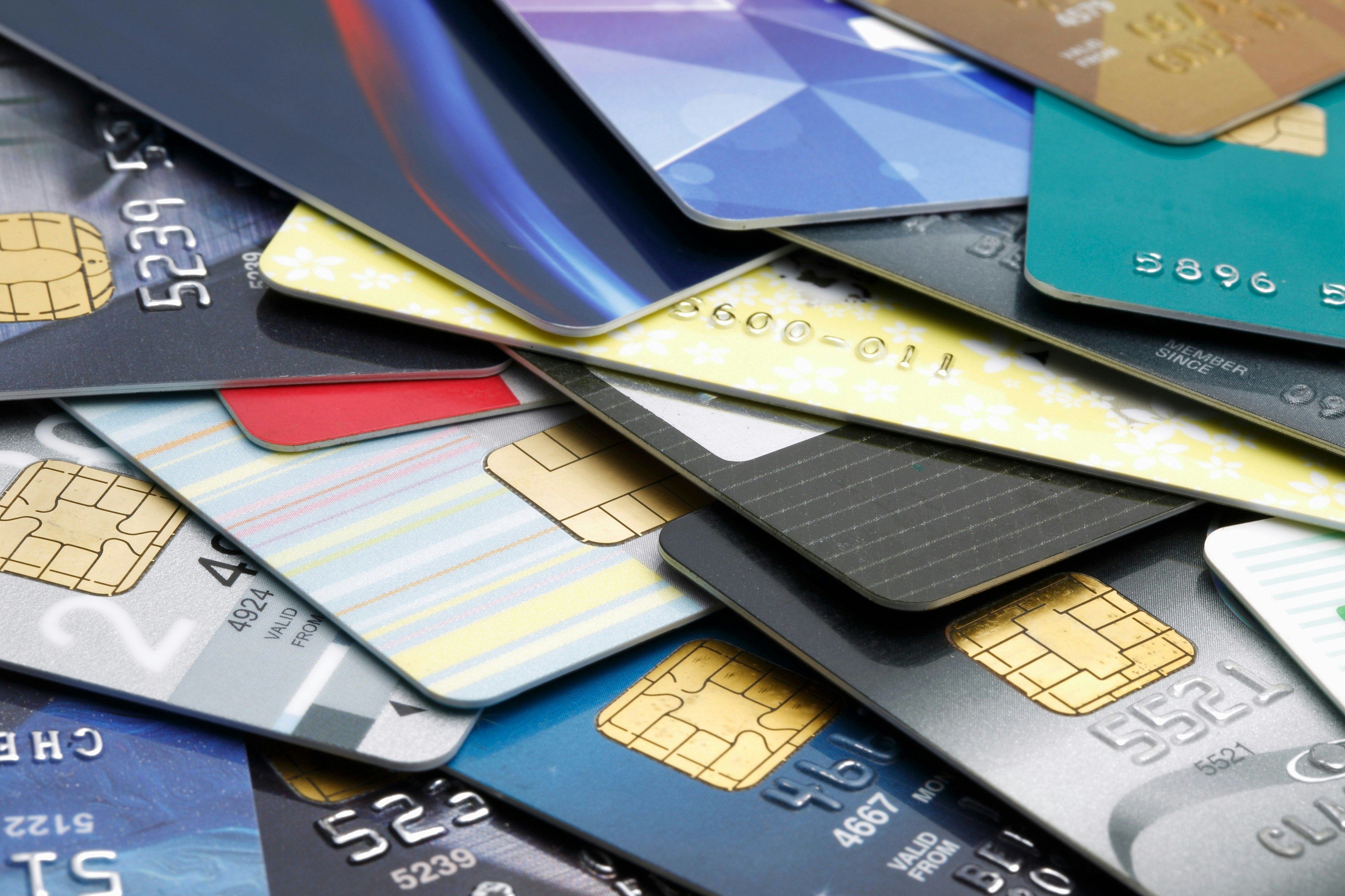 Darknet credit card market